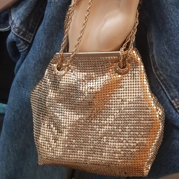 Glo Mesh Gold Double Chain Adj Bag still in box (New) Vintage Rare - Picture 2 of 6